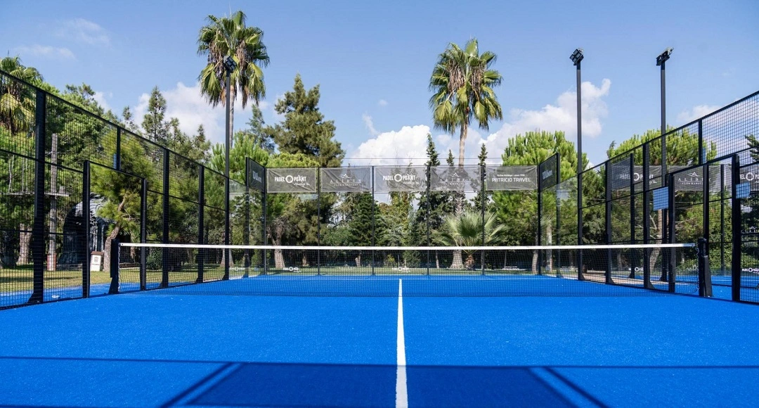 İzmir'de Padel Maçı Bulun ve Katılın 2026: Partner Bulmaktan Amerikano'ya Eksiksiz Rehber